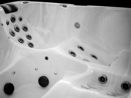 Гидромассажный спа-бассейн Vita Spa Salon